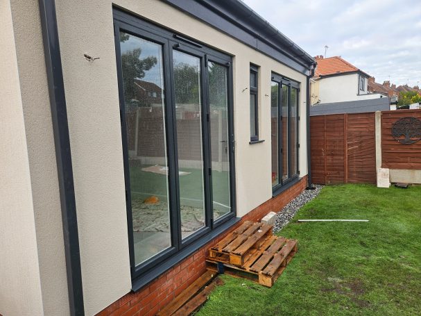 monocouche render by eco rend, plasterer near me, plastering, tiler, fis finishes, batroom fitter, epoxy resin.